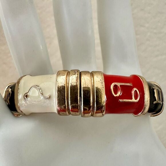 Astrological enamel hinged bangle bracelet - Picture 6 of 7